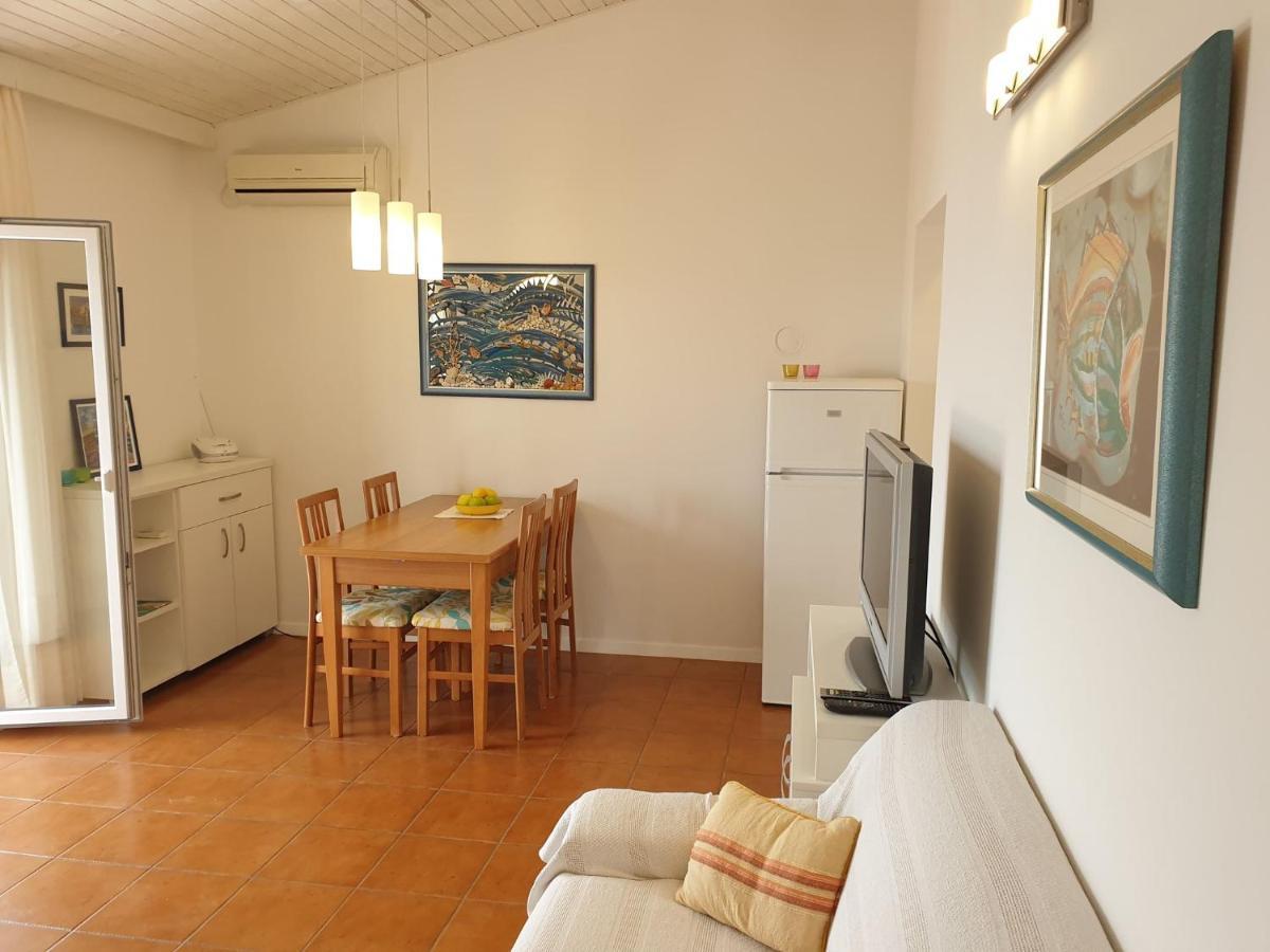 Apartments Kuzmanic Omiš Eksteriør bilde