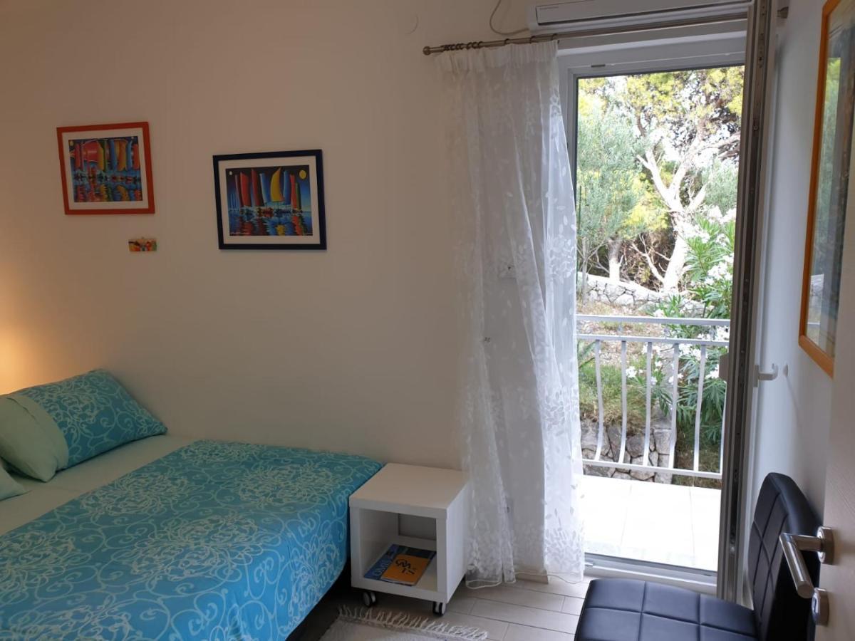 Apartments Kuzmanic Omiš Eksteriør bilde